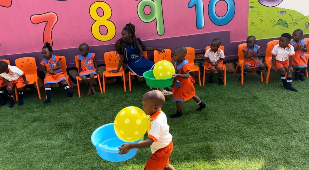 Balloon race